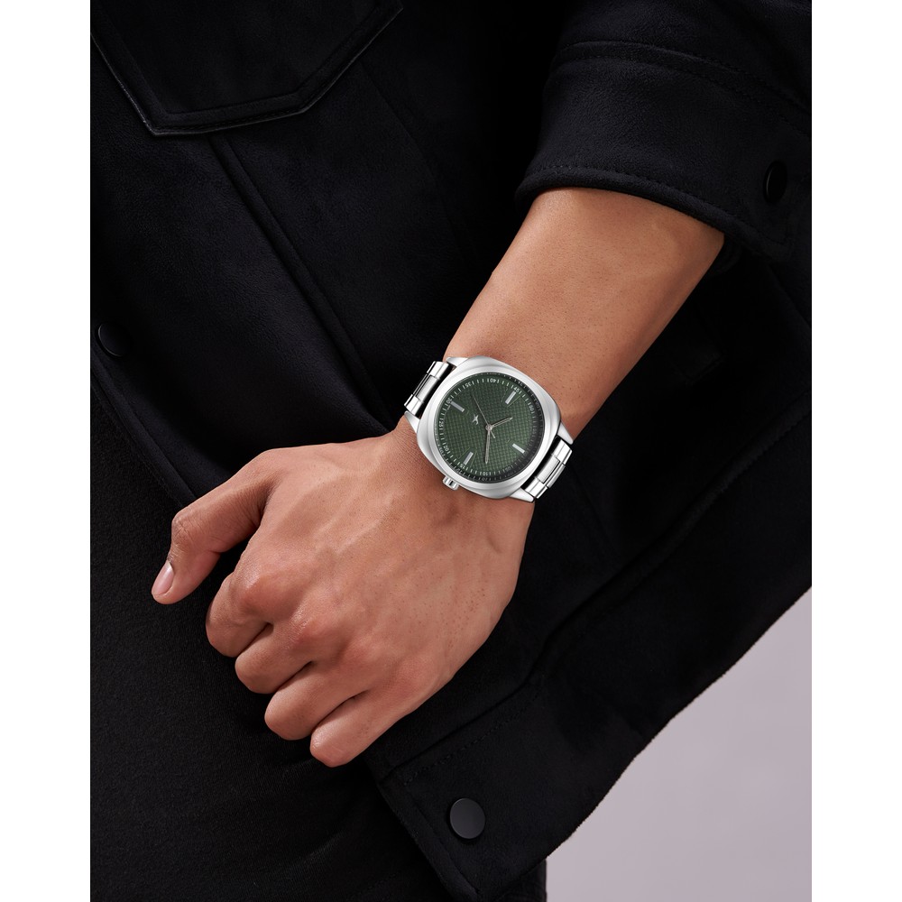 Fastrack Stunners X Quartz Analog Green Dial Stainless Steel Strap Watch For Guys