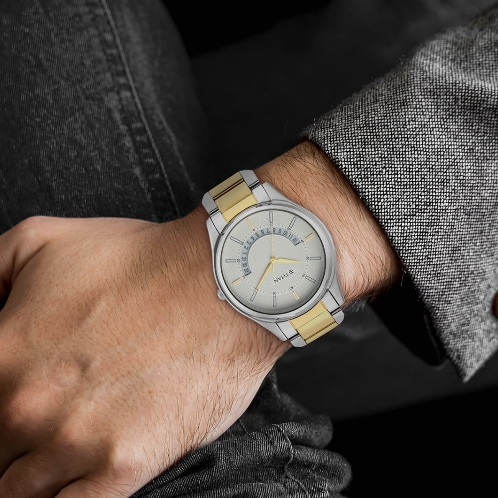 Titan Lagan White Dial Analog Metal Strap Watch for Men