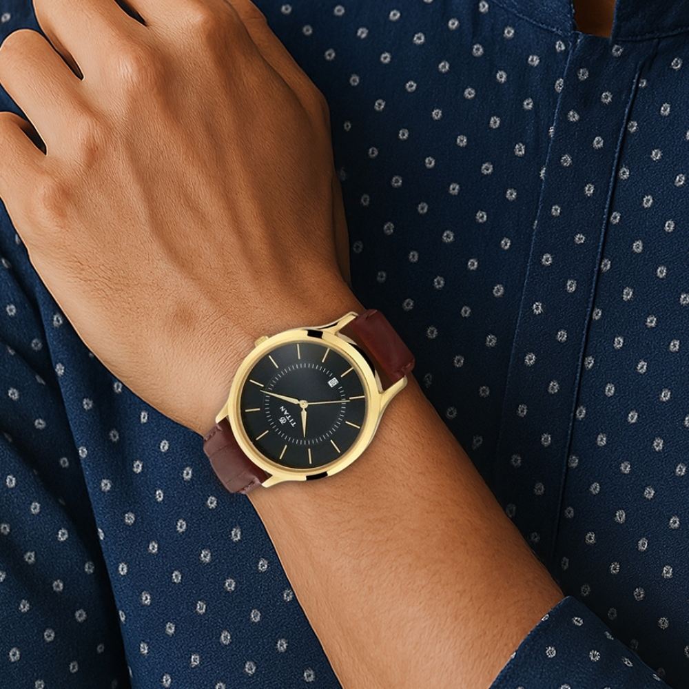 Titan Quartz Analog with Date Black Dial Leather Strap Watch for Men