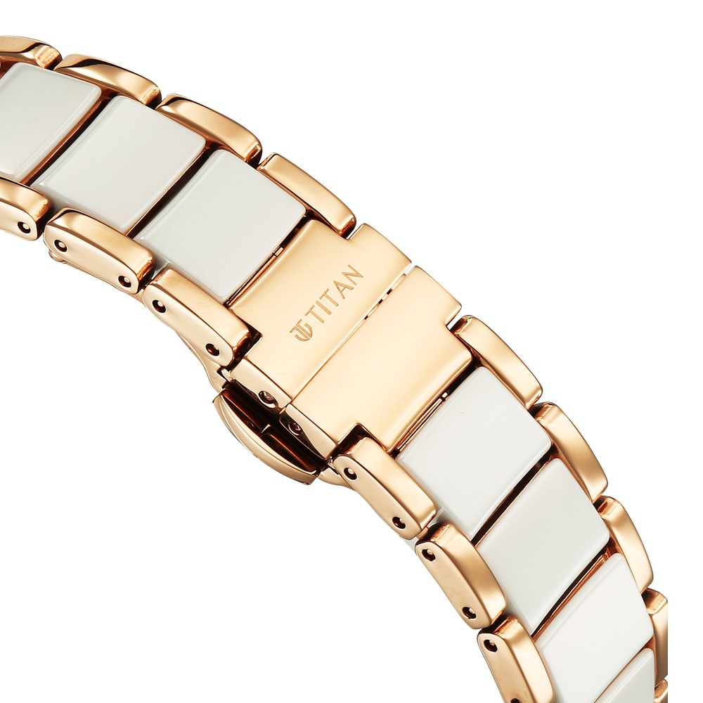 Titan Edge Melange Quartz Analog White Dial Pink Steel & Ceramic Strap Watch For Women