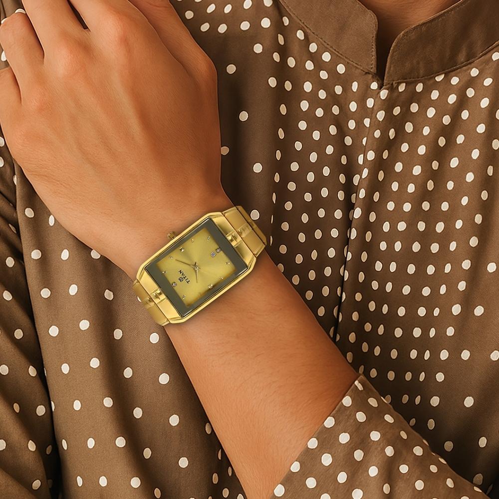 Titan Golden Dial Analog with DateMetal Strap watch for Men