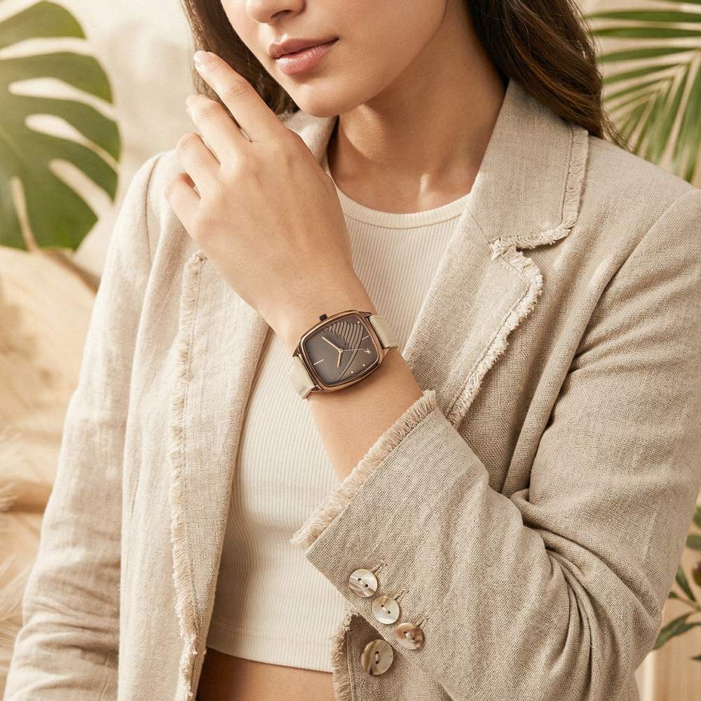 Fastrack Wild Quartz Analog Brown Dial Beige Leather Strap Watch For Girls