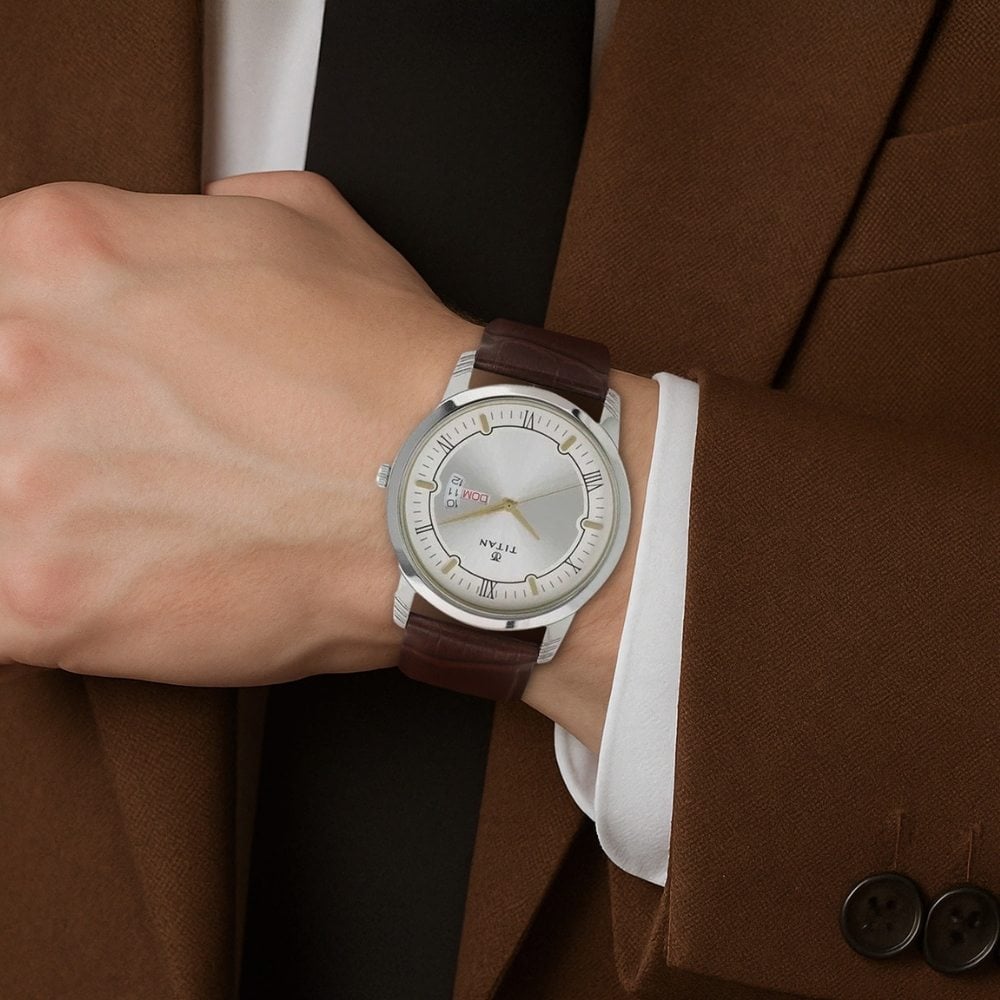 Titan Quartz Analog with Day and Date Silver Dial Leather Strap Watch for Men (5)