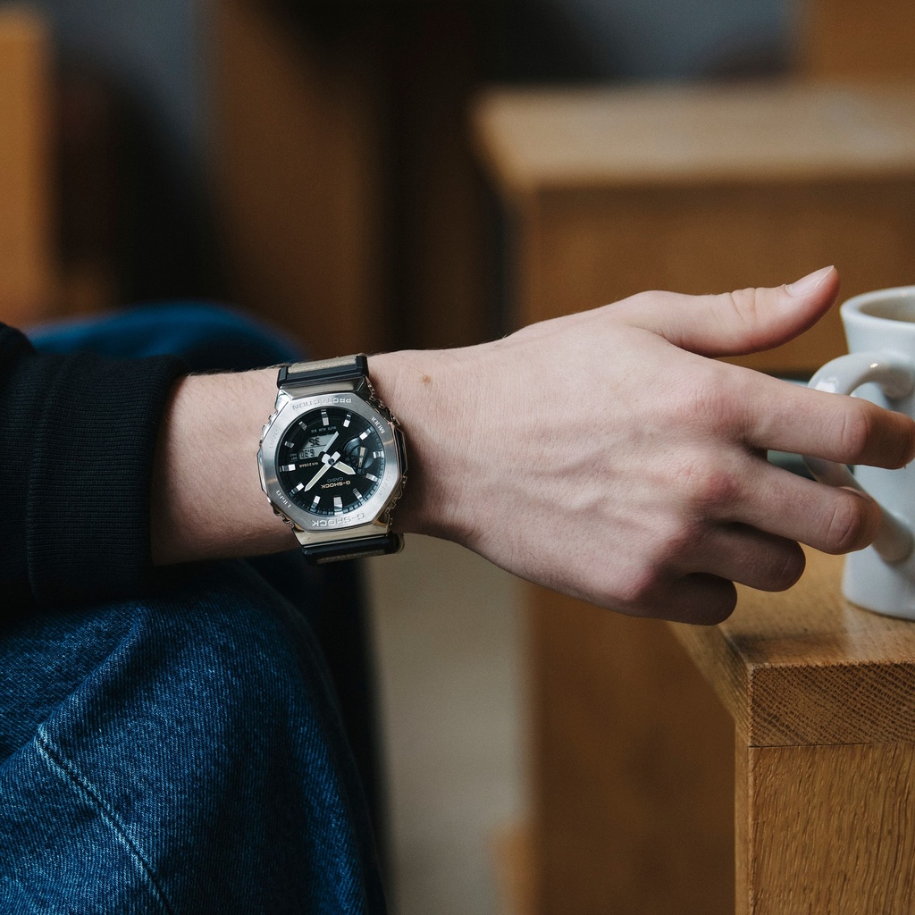 Casio  GM-2100C-5ADR