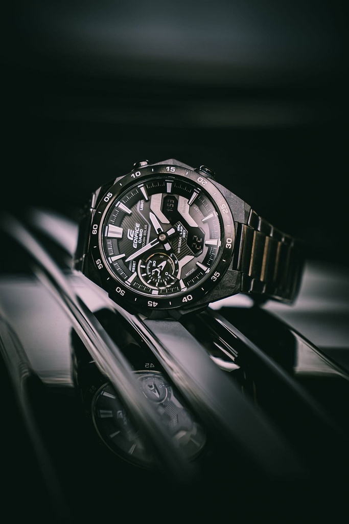 CASIO Men EDifice ECB-2200DC-1ADF Black Ana-Digi Dial Black Stainless Steel Band ED589