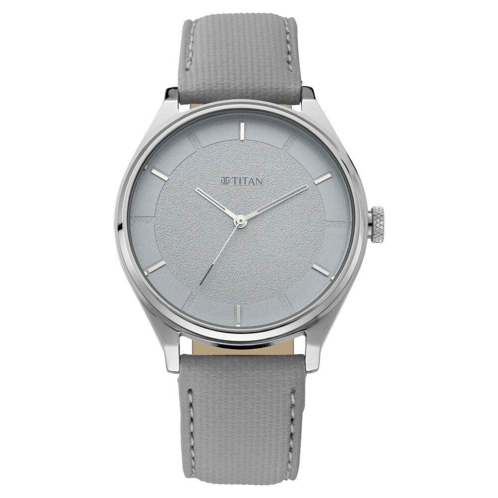 Titan Men's Classic Watch: Gradient Dial & Sleek Markings with Leather Strap