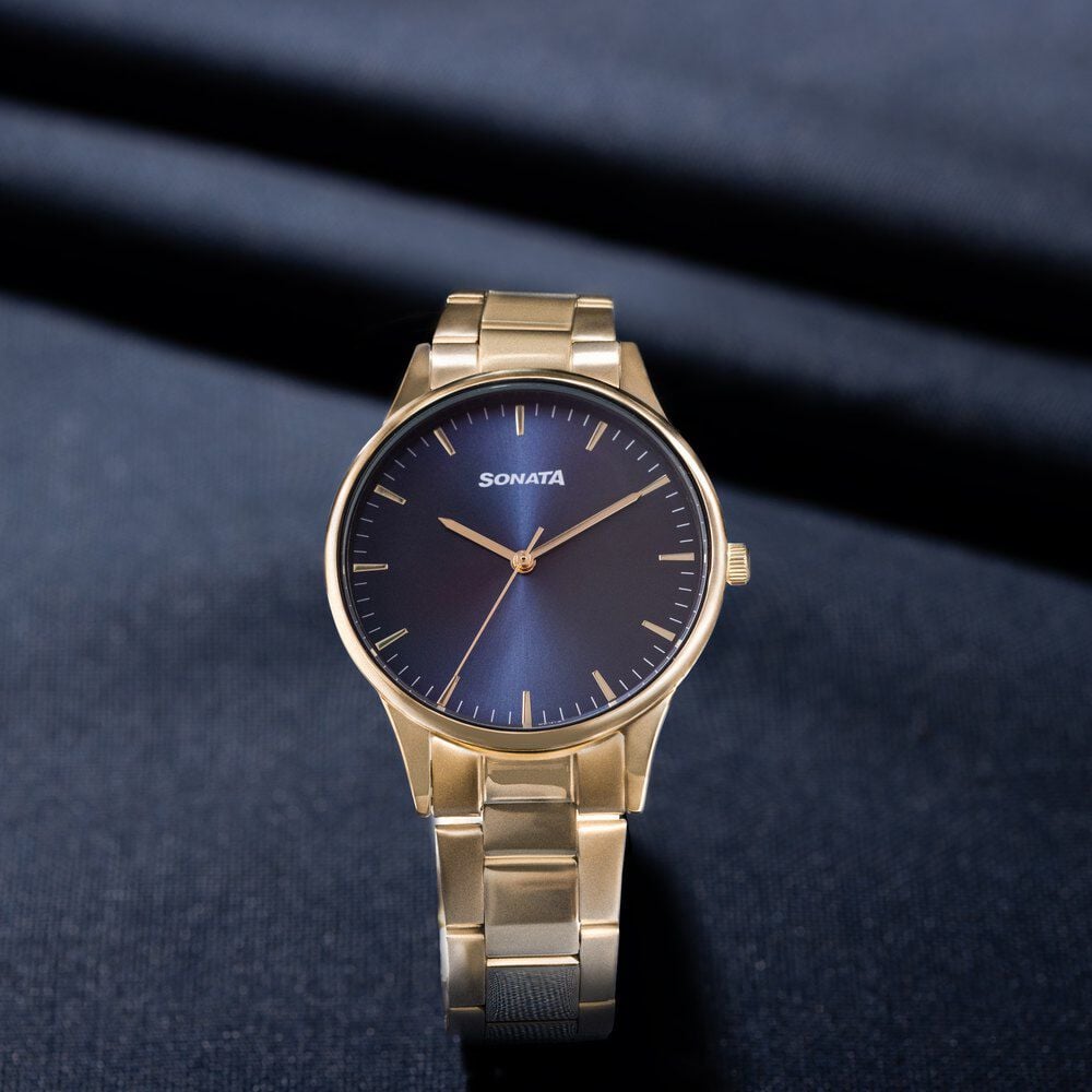 [77144YM01] Sonata Quartz Analog Blue Dial Golden Stainless Steel Strap Watch For Men