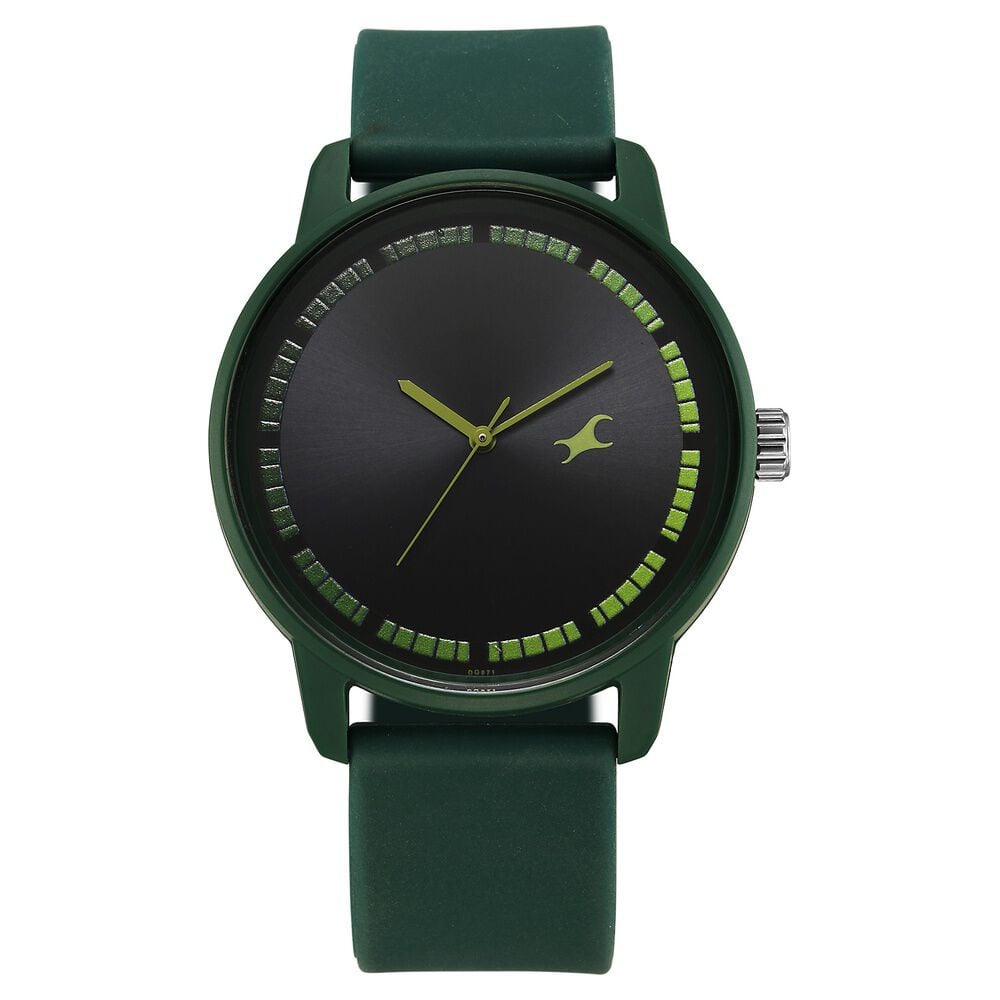 Fastrack Tees Urbanique Quartz Analog Black Dial Silicone Strap watch For Guys