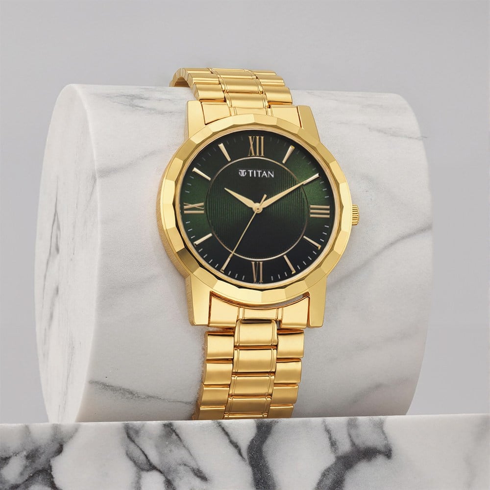 [1644YM05] Titan Karishma Zing Quartz Analog Green Dial Golden Stainless Steel Strap Watch For Men