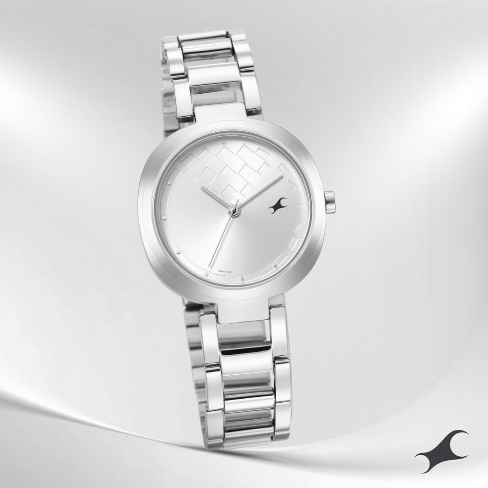 [6247SM02] Fastrack Stunners Quartz Analog Silver Dial Stainless Steel Strap Watch for Girls
