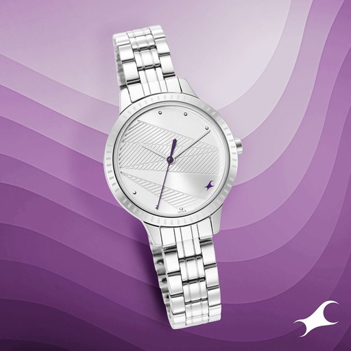 [6267sm01] Fastrack Stunners Quartz Analog Silver Dial Metal Strap Watch for Girls